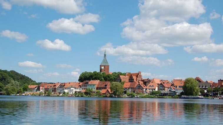 Auf den Spuren von Till Eulenspiegel: Bootfahren in seiner Heimatstadt